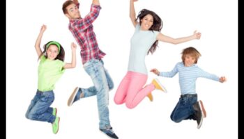 Salturi vesele: săriți în fitness cu exerciții pentru copii